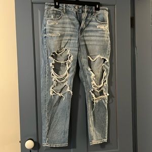 American Eagle boyfriend jeans